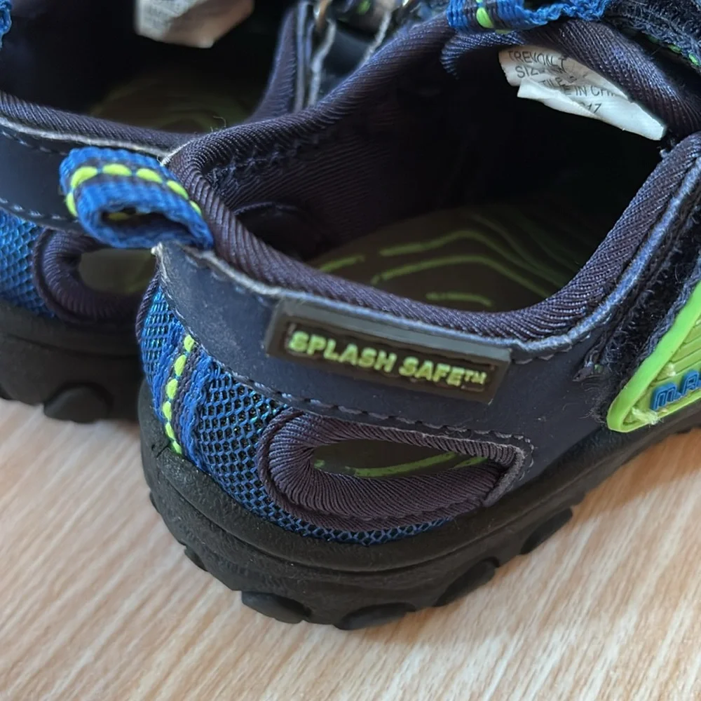 M.A.P. Slash safe shoes blue green Velcro